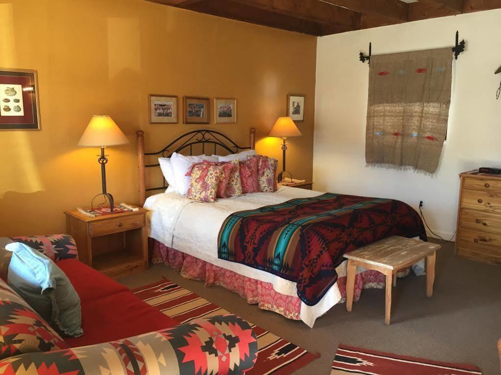 Inn On The Rio 타오스 외부 사진