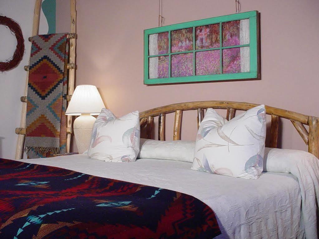 Inn On The Rio 타오스 외부 사진